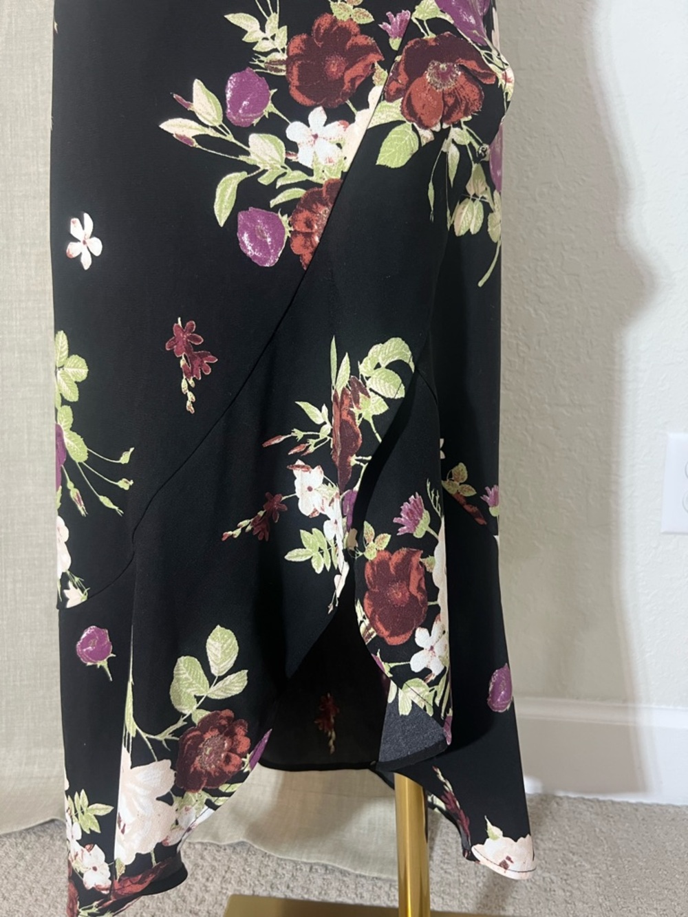 Leith Black Floral Wrap Skirt Midi Ruffle Hem Boho Romantic Women’s Size M - Picture 2 of 6